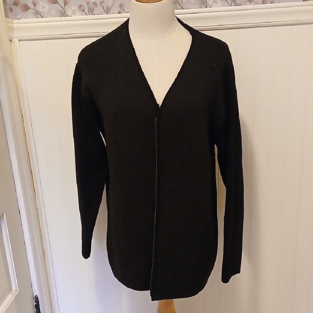 Margaret O'Leary Elegant Black Knitwear